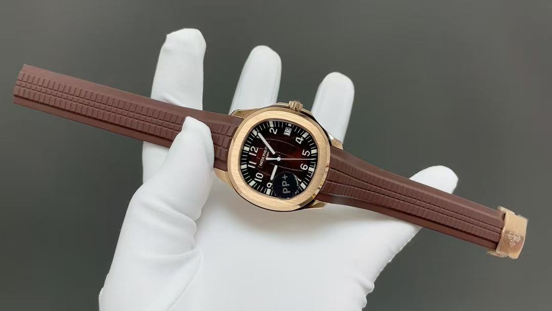 百达翡丽  Patek Philippe   AQUANAUT手雷5167系列